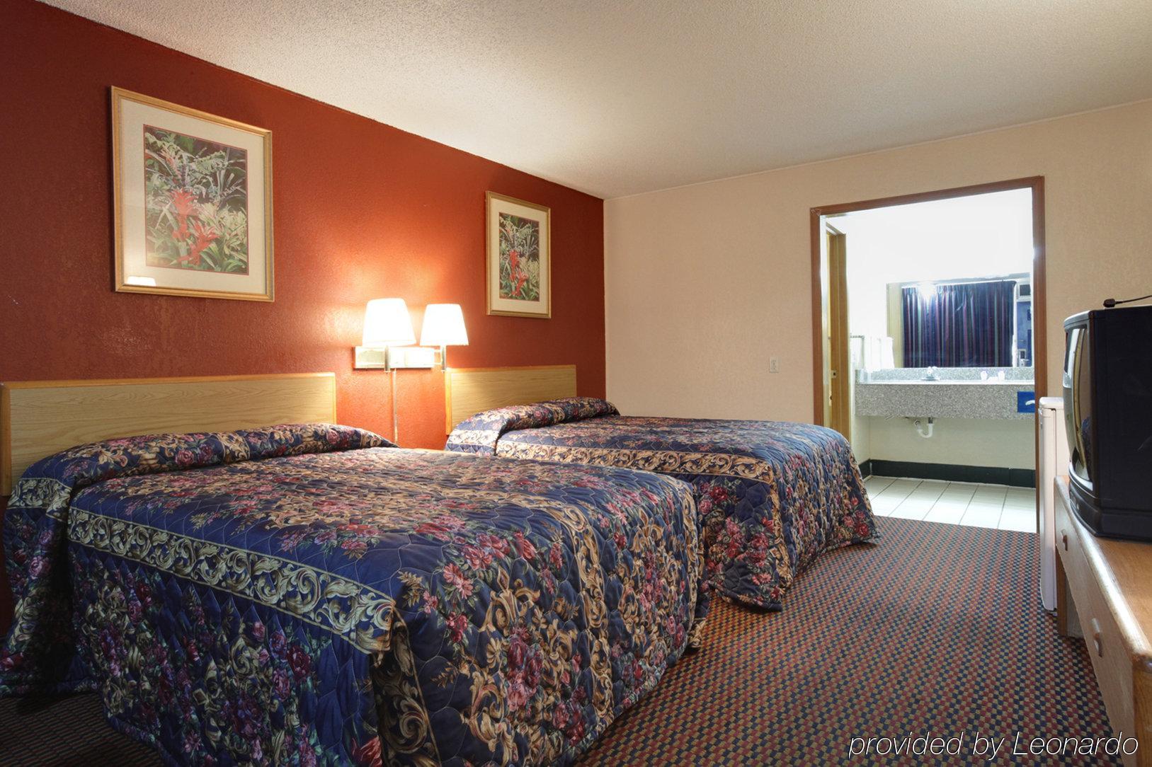 Americas Best Value Inn Weatherford Room photo